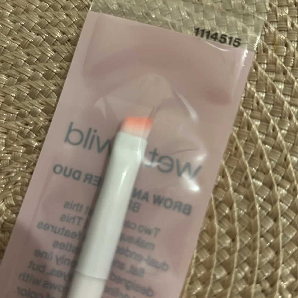Wet n Wild Brow and Liner Duo Brush